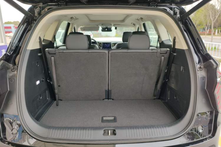 Used Hongqi HS7 PHEV 2024 2.0T PHEV Four-Wheel Drive Flagship Edition 6 Seats Trunk