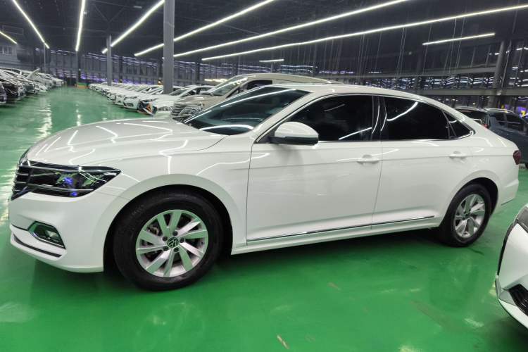 Used Volkswagen Passat 2020 Revised Version 280TSI Business Edition China VI Standard
