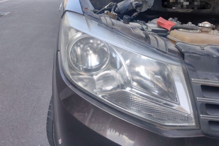 Used Dongfeng Fengon 330 2014 1.5L Manual Comfort Version DK15-02
