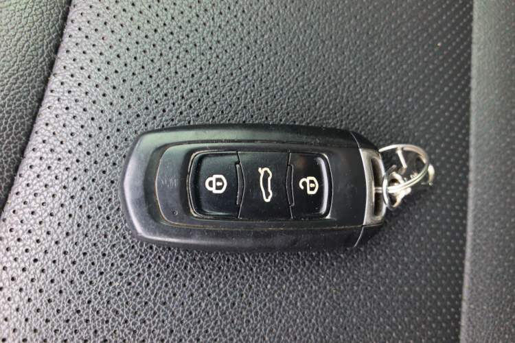 Used Geely Auto Vision X3 2017 1.5L Automatic Luxury Model
