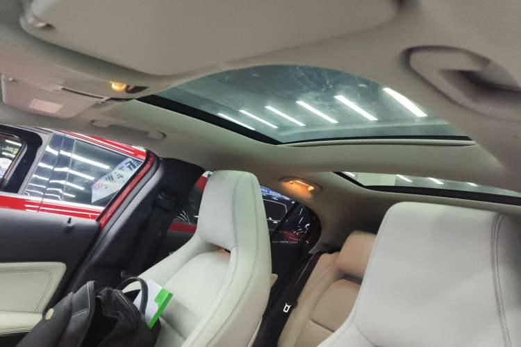 Used Mercedes-Benz GLA 2016 GLA 200 Fashion Model Headliner