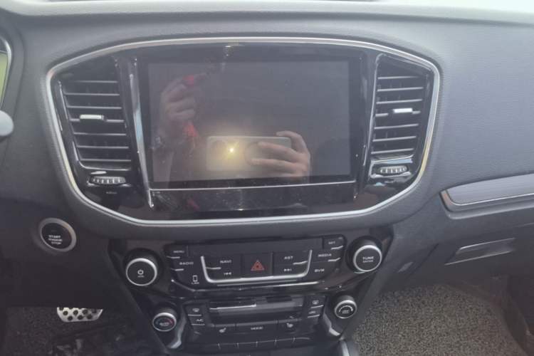Used Geely Auto Vision X6 2016 1.3T CVT Flagship Model
