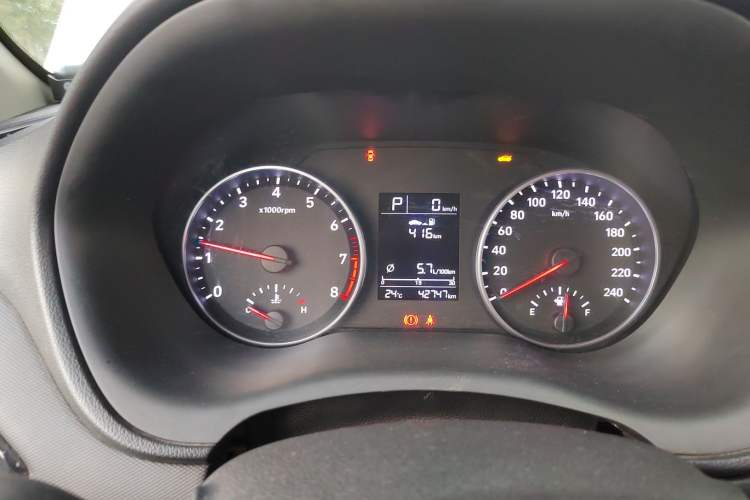 Used Hyundai Celesta 2018 1.6L Automatic GL Enjoyment Edition China VI compliant Instrument Cluster