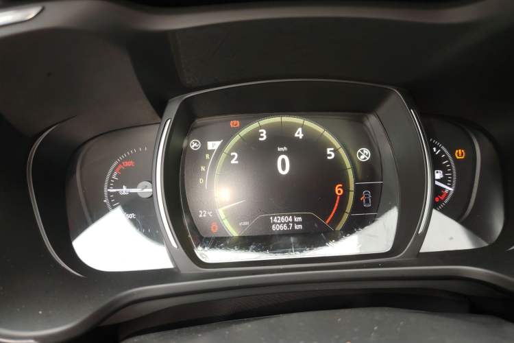 Used Renault Kadjar 2016 2.0L Two-Wheel-Drive Luxury Edition
