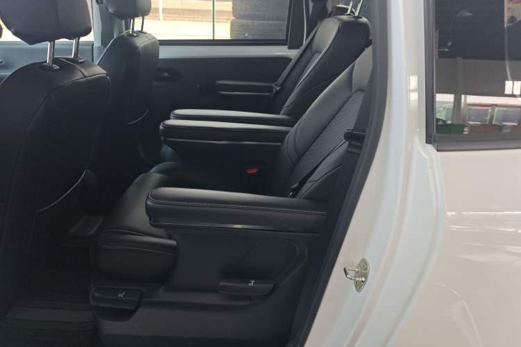 Used Wuling Hongguang New Energy 2024 All-Electric Model 300KM Standard Version
