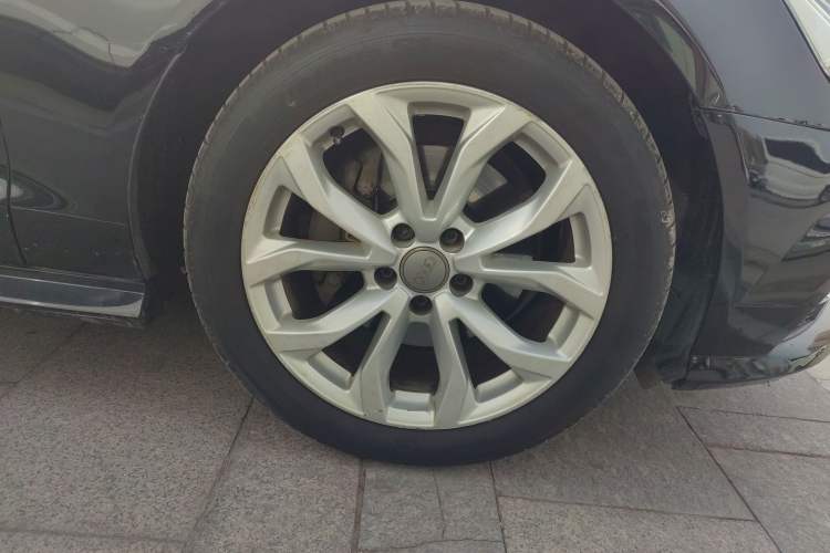 Used Audi A6L 2018 30th Anniversary Edition 35 TFSI Fashion Model
