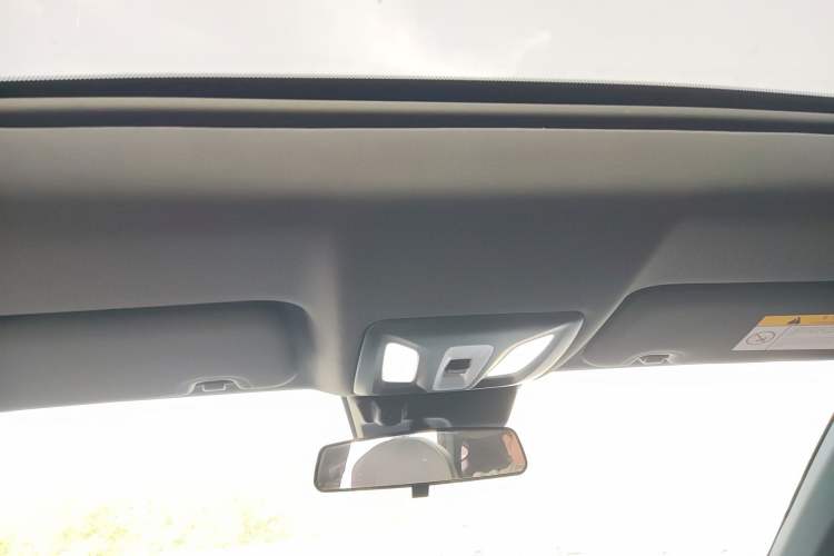 Used CHANGAN UNI-V 2022 1.5T Prestige Version
