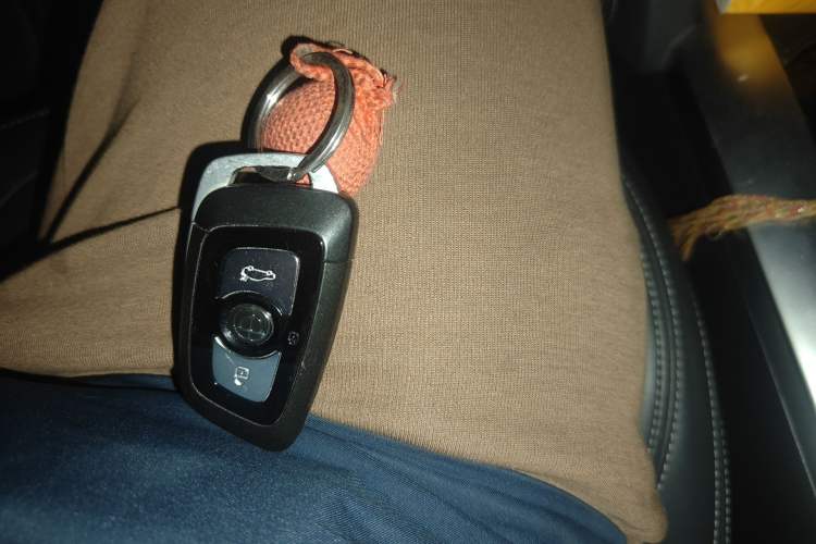 Used Brilliance V7 2018 280T DCT Luxury Model 5 Seats Vehicle Key