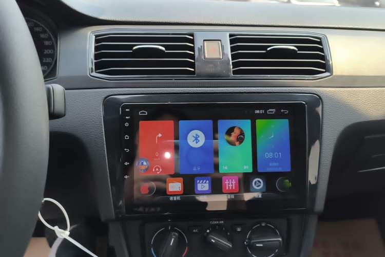 Used Volkswagen Santana 2021 1.5L Automatic Fashion Edition Audio And AC Panel