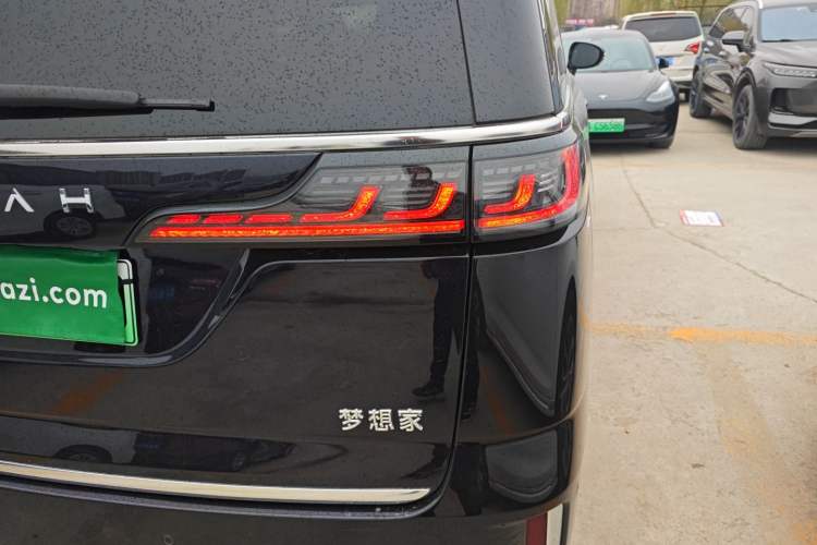 Used VOYAH Dream 2022 Low-Carbon Edition Dream+ Smart Enjoyment Package
