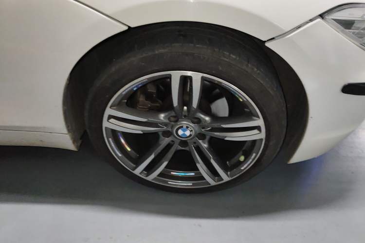 Used BMW Z4 2013 sDrive20i Leading Model
