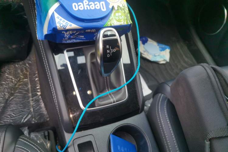 Used BYD Song 2021 Classic Edition 1.5T Automatic Elite Model Gear Lever