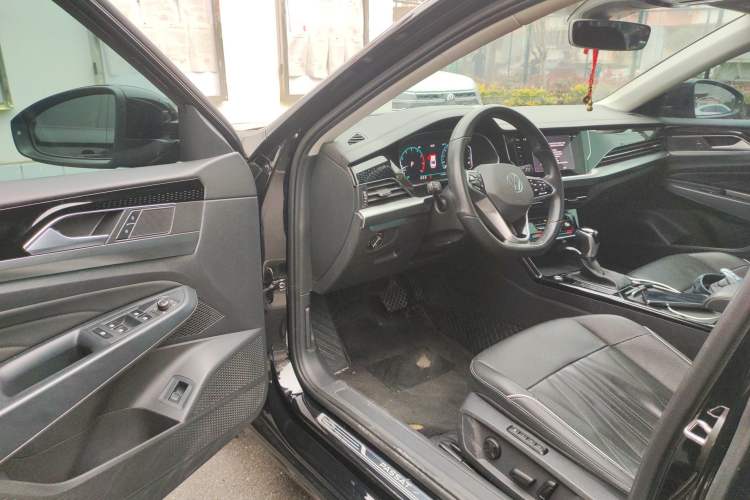 Used Volkswagen Passat 2022 330TSI Luxury Edition