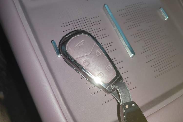 Used VOYAH FREE 2025 Model FREE+ Rear-Drive Qiankun Edition
