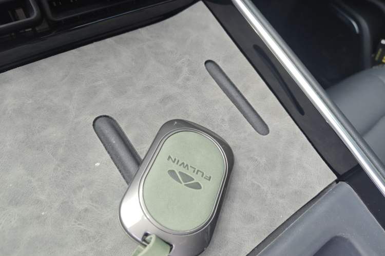 Used Chery Fengyun T9 2024 120 Long-Range Luxury Version 5 Seats Ternary Lithium