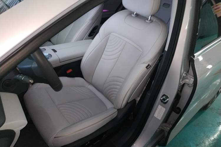 Used Baojun Enjoy 2025 Plug-in Hybrid 140km Luxury Edition