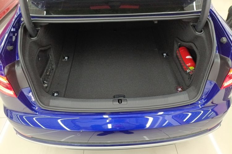 Used Audi A4L 2019 40 TFSI Fashion Edition China VI Emission Standard
