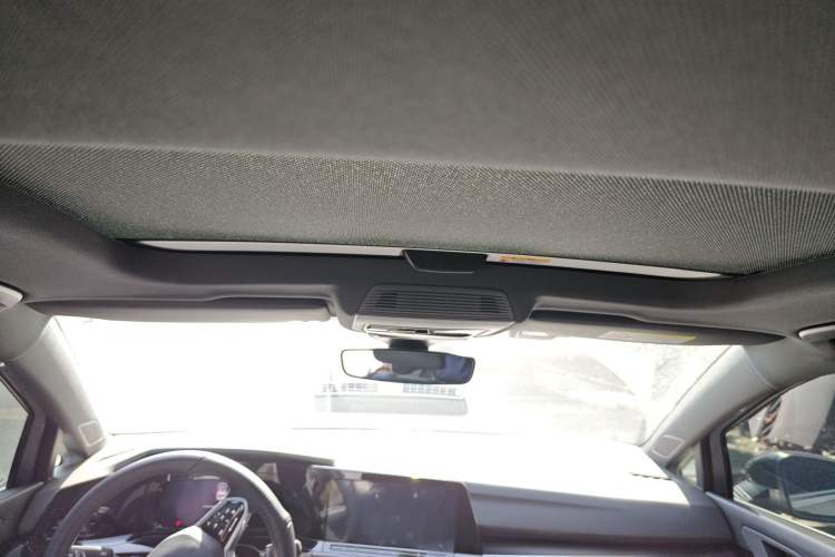 Used Volkswagen Golf 2023 280TSI DSG R-Line 20th Anniversary Edition
