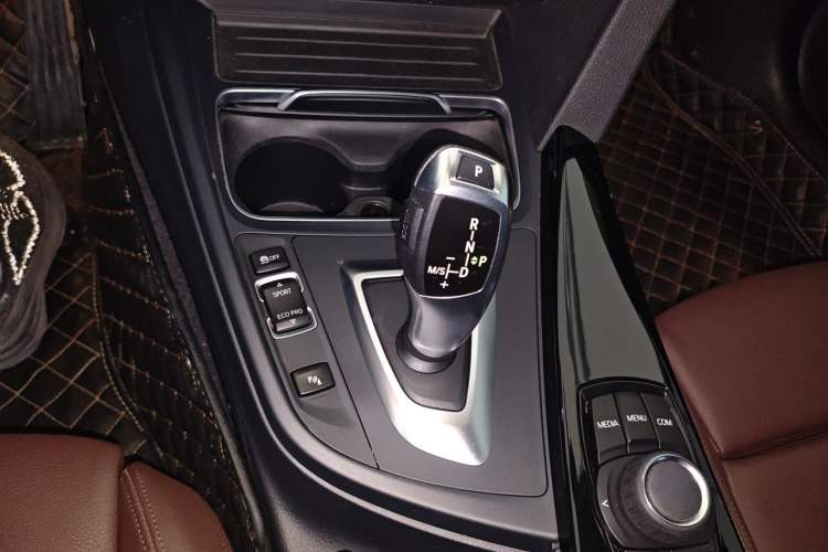 Used BMW 3 Series 2018 320Li Fashion Model
