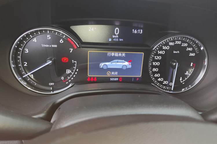 Used Cadillac CT5 2022 28T Luxury Edition Odometer Close Up