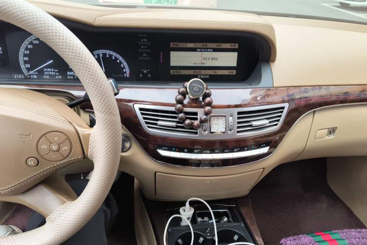 Used Mercedes-Benz S-Class 2010 S 350 L Luxury Model