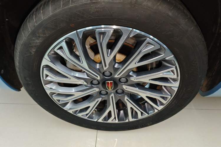 Used Hongqi H5 2023 1.5T HEV Smart Connect Flagship Edition