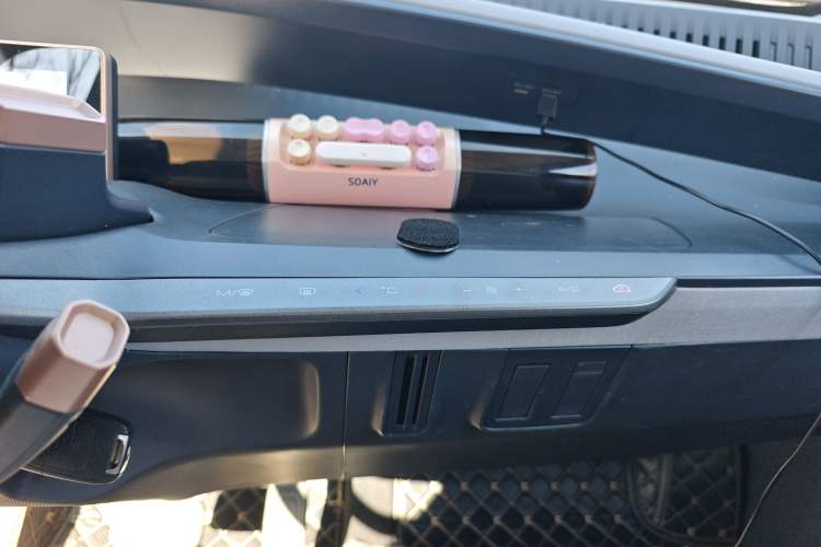 Used Baojun E200 2018 Intelligent Driving Edition