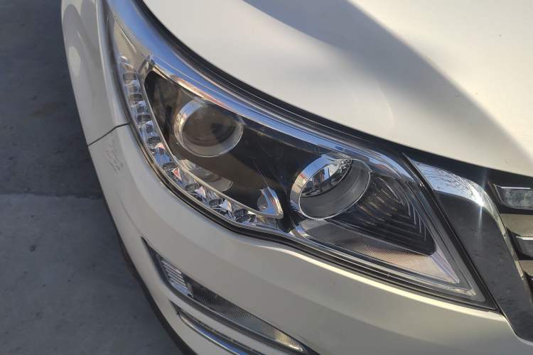 Used Baojun 560 2016 1.5T Manual Elite Edition
