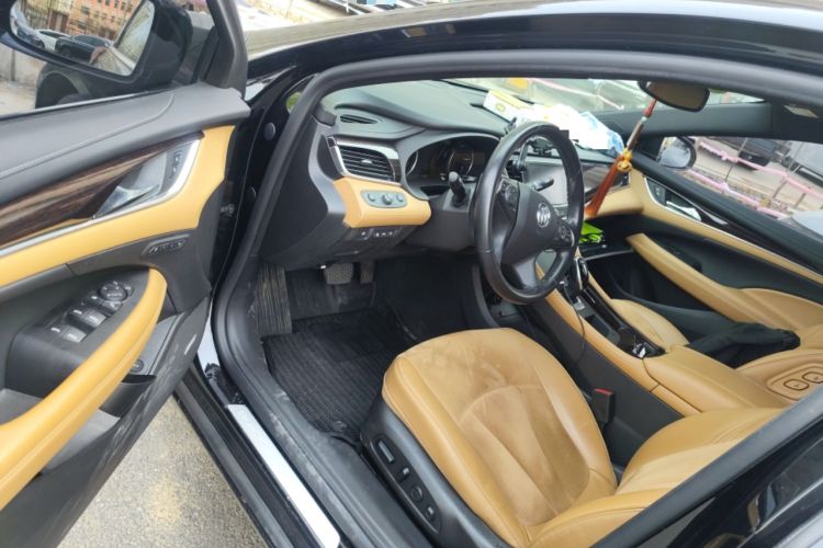 Used Buick LaCrosse 2018 28T Luxury Model
