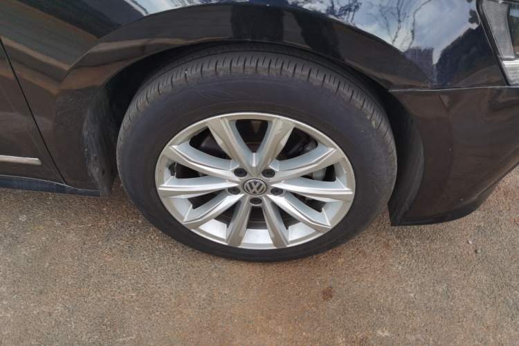 Used Volkswagen Passat 2017 330TSI DSG Luxury Edition
