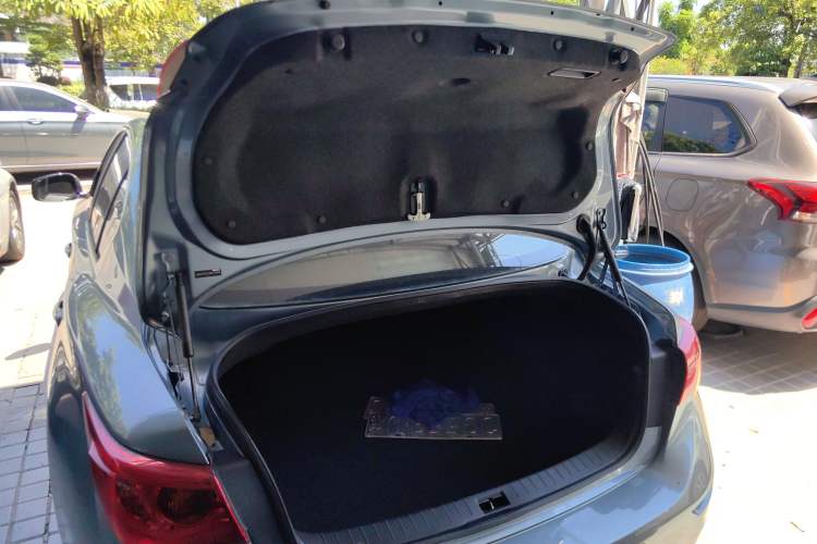 Used Infiniti Q50 2014 2.0T Luxury Edition