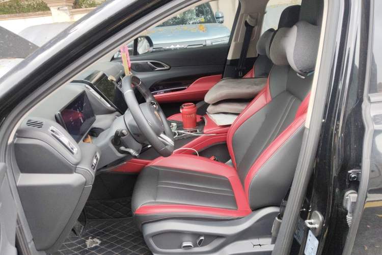 Used Hongqi HS3 2023 1.5T Two-Wheel Drive Shanwei Edition Left Front Seat