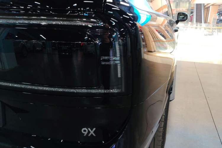 Used Zeekr 9X 2025 Hyper Edition
