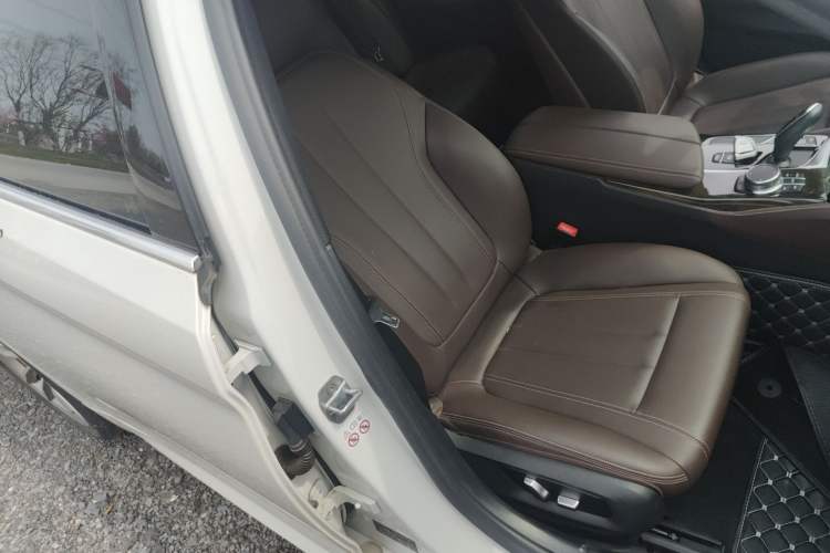 Used BMW 5 Series 2020 525Li M Sport Package