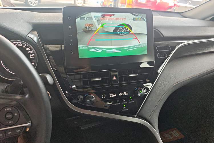 Used Toyota Camry 2021 2.0G Luxury Edition
