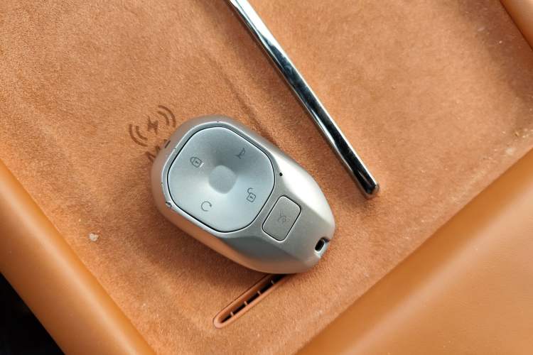 Used GAC Trumpchi Xiangwang S7 2025 180km Ultra All-Wheel Drive LiDAR Edition Vehicle Key