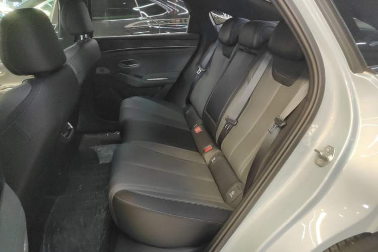 Used BYD Qin L 2025 DM-i Smart Drive 120KM Superior Model