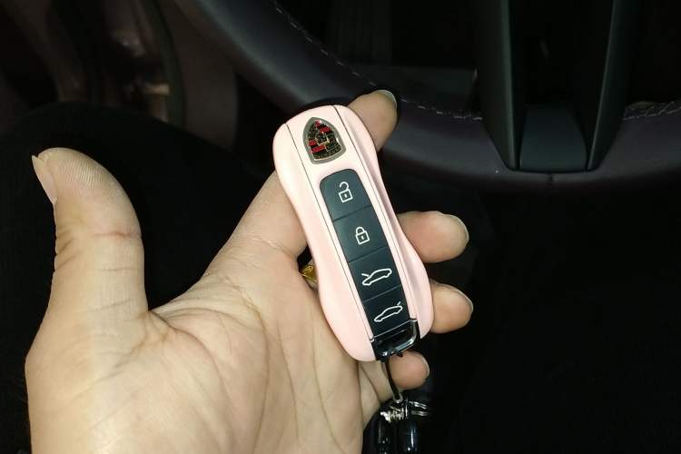 Used Porsche Taycan 2022-Year Updated Taycan