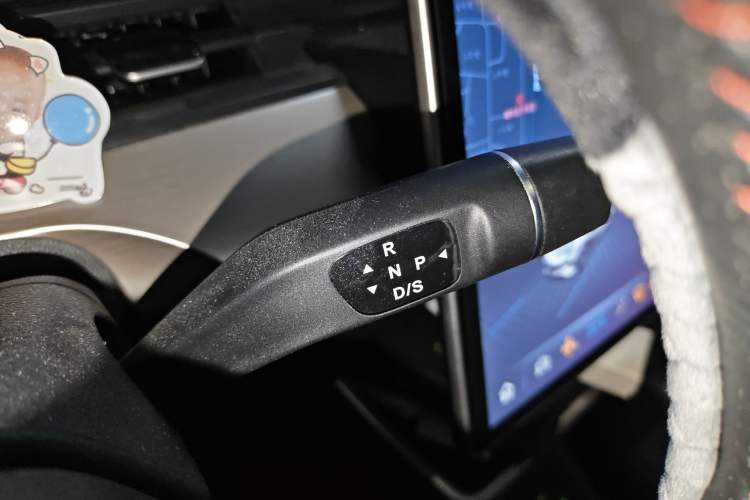 Used NETA V 2021 Long-Range Entertainment Edition Upgrade Model