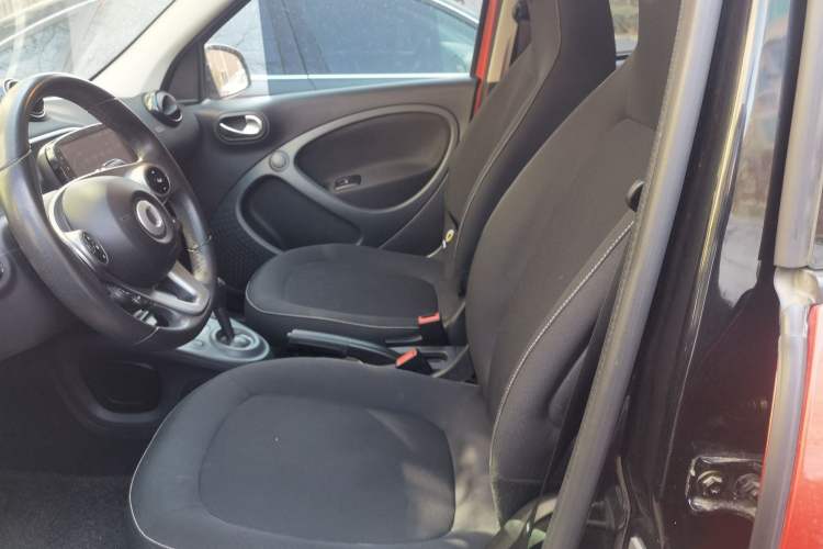 Used smart forfour 2018 1.0L 52kW Passion Edition