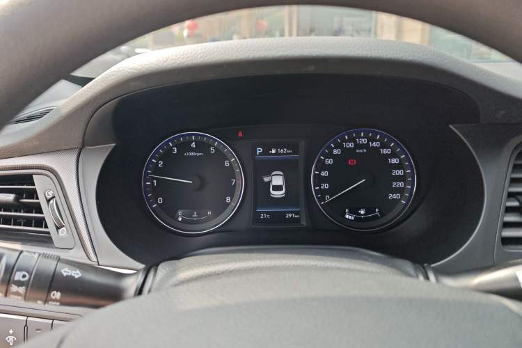 Used Hyundai Mistra 2019 1.8L Automatic Smart GLS China VI Standard Instrument Cluster