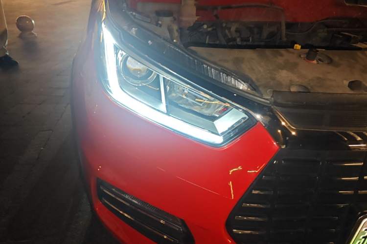 Used BYD Yuan New Energy 2019 EV360 Smart Connect Leading Model Right Front Headlight