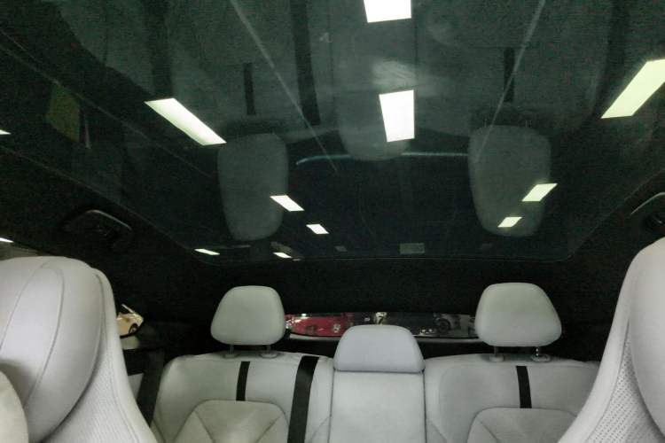 Used XPeng P7 2025 Model—750 All-Wheel-Drive High-Performance Ultra