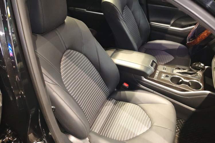 Used Toyota Crown Kluger 2023 2.5L HEV Four-Wheel Drive Luxury Edition Right Front Seat