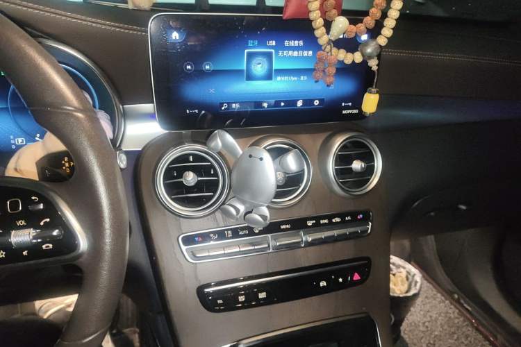 Used Mercedes-Benz GLC 2020 Facelift GLC 260 L 4MATIC Luxury Edition
