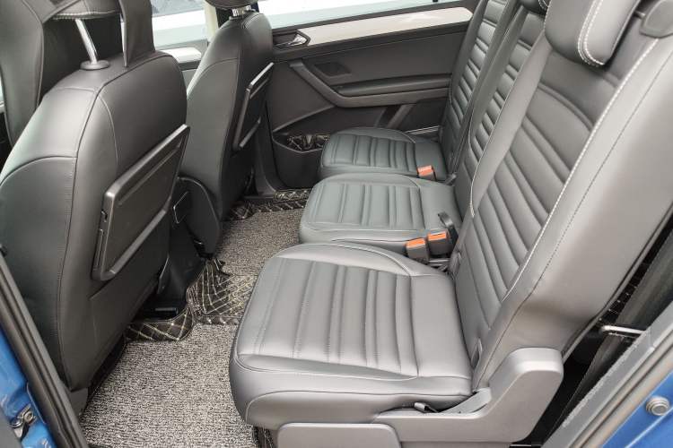 Used Volkswagen Touran 2021 Volkswagen Touran L 280TSI DSG Style Edition 7 Seats
