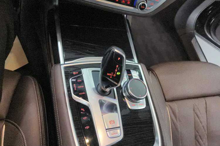 Used BMW 7 Series 2018 730Li Luxury Edition M Sport Package