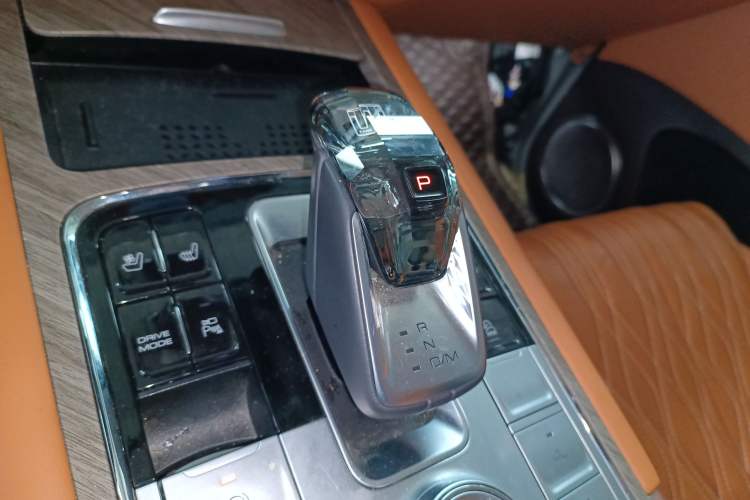 Used Tank 500 New Energy 2024 Hi4-T Gear Lever