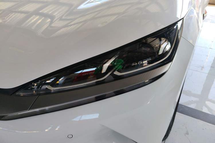 Used BYD Qin L 2025 EV 545KM Beyond Version
