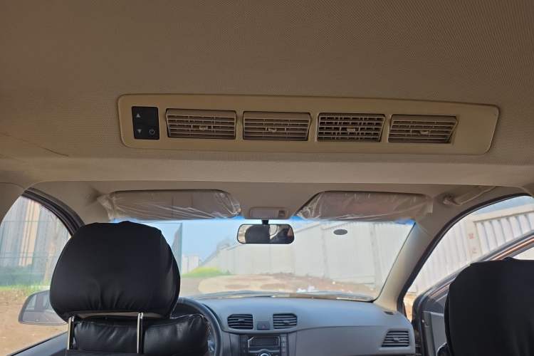 Used Wuling Hongguang 2014 1.5L Base Version
